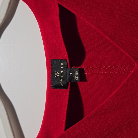 Small new red dress - Picture 2 of 5